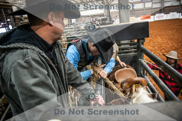 _2LD0349_Graham_RH_Region3_Rodeo_7_LifeStyle_03761