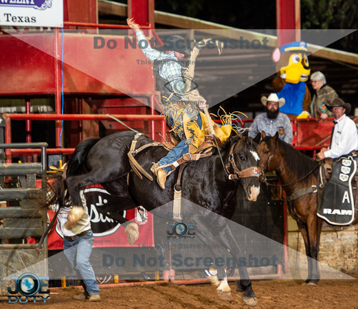 4-23-21_Henderson County First Responders Rodeo_SB_dean Wadsworth_Crooked Money_Andrews Rodeo_Lisa Duty-2